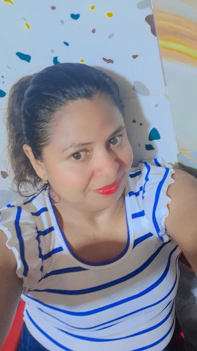 Nadya laines