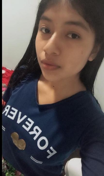 Yesenia Flores