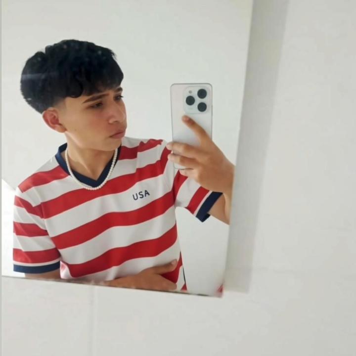 Joshua ChaveZ Aguirre