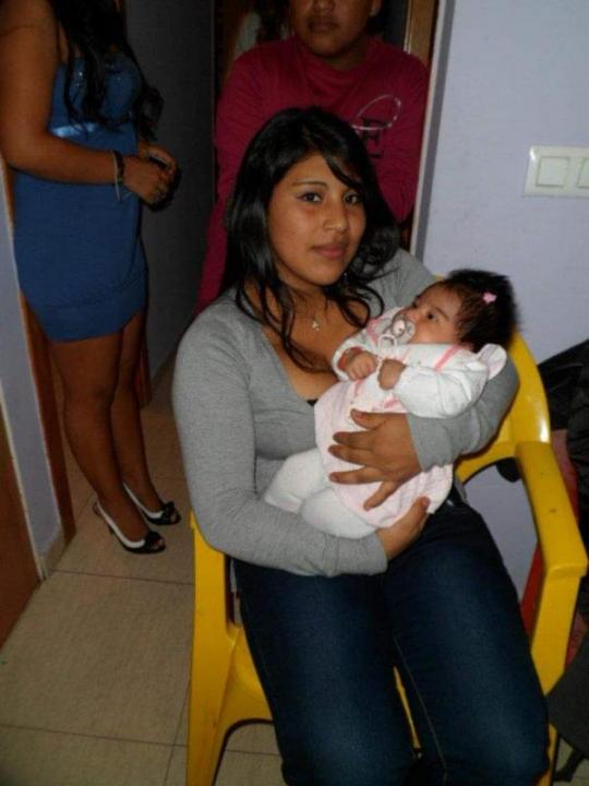 veronica Alexandra Lopez singo